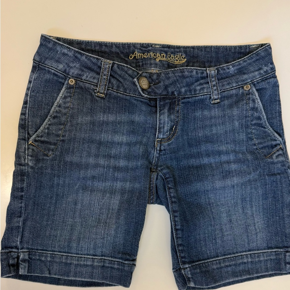 Vintage American Eagle Outfitters Low Rise Jean Shorts (Mid-Thigh)